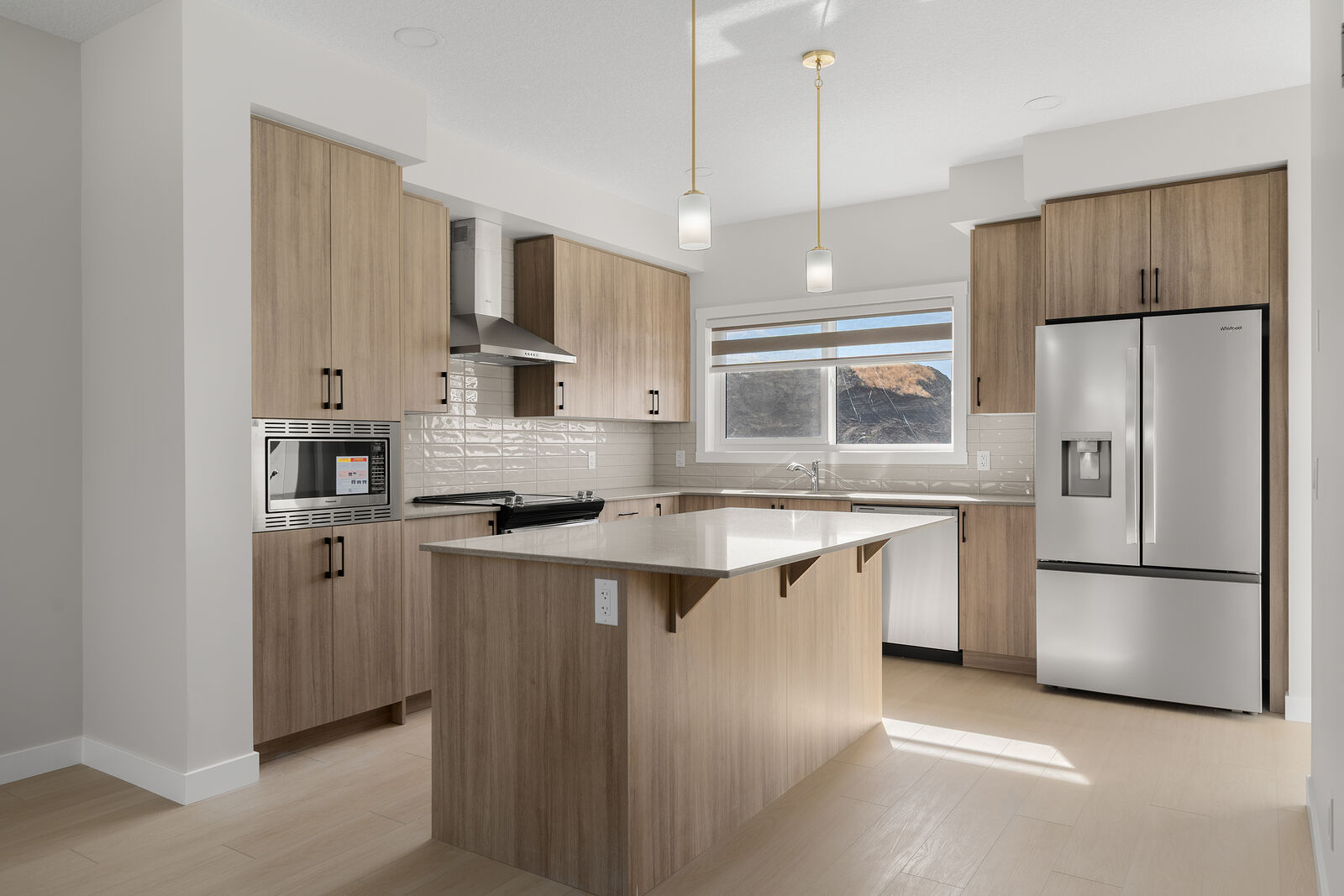 Calgary 3 + Den bedrooms Duplex for rent. Property photo: 744901-1