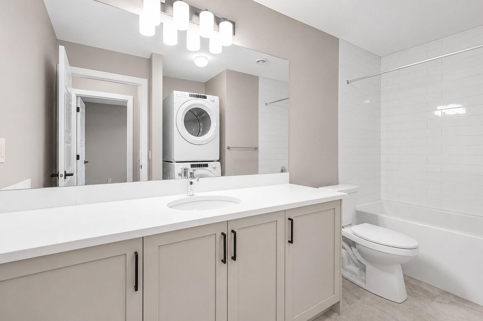 Calgary 1 bedroom Basement for rent. Property photo: 744931-1