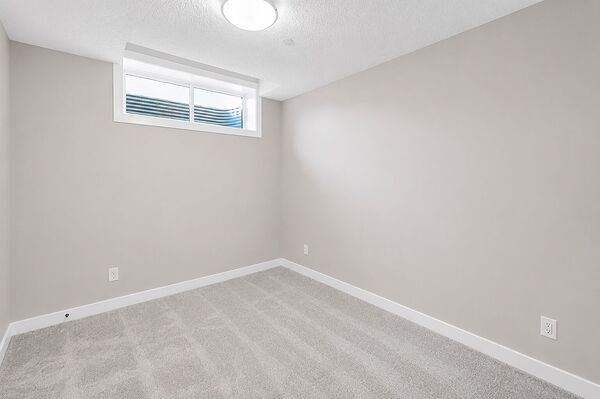 Calgary 1 bedroom Basement for rent. Property photo: 744931-3