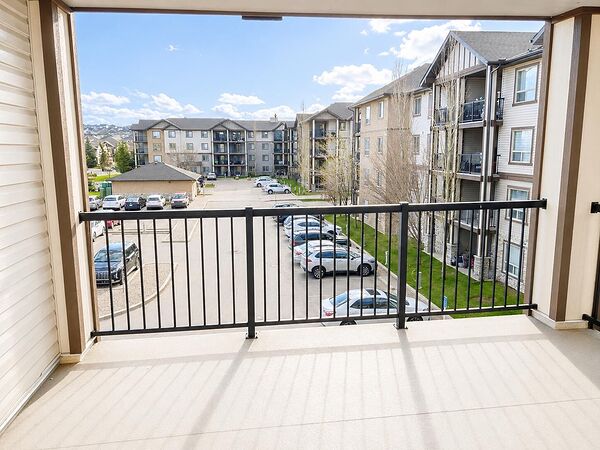 Calgary 2 bedrooms Apartment for rent. Property photo: 744942-2