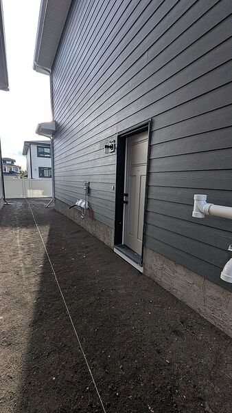 Calgary 2 bedrooms Basement for rent. Property photo: 745158-2