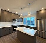 TRINITY HILLS - ELEGANT TOWNHOUSE