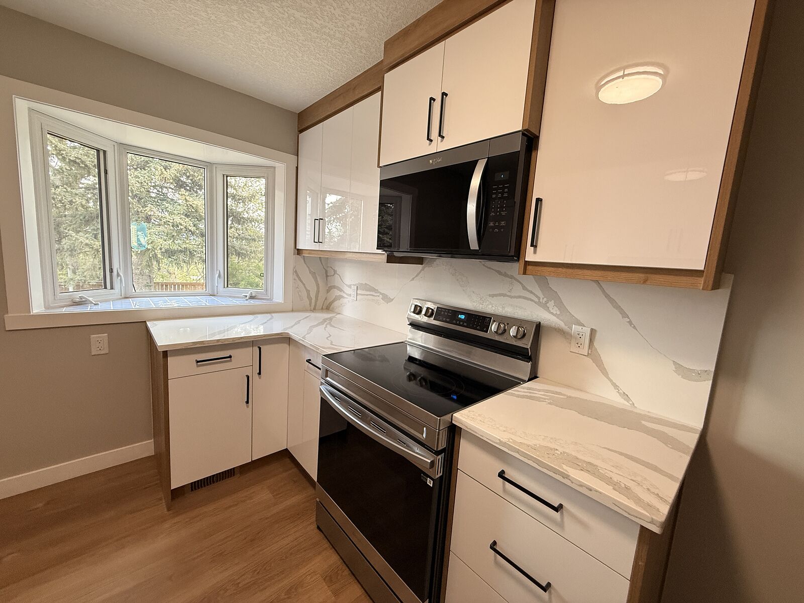 Calgary 2 bedrooms Fourplex for rent. Property photo: 745244-1