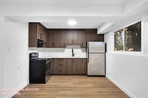 Calgary 2 bedrooms Basement for rent. Property photo: 745271-2