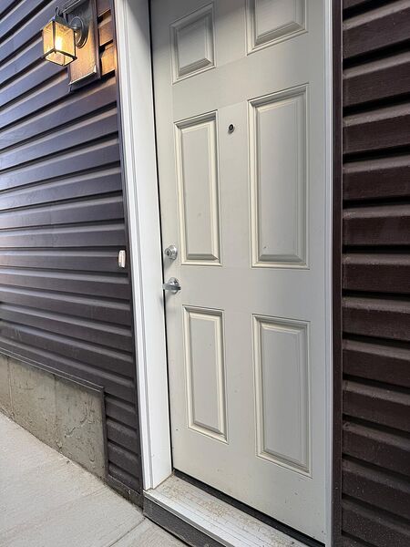 Calgary 2 bedrooms Basement for rent. Property photo: 745327-3