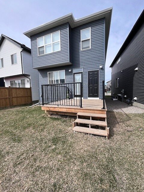 Calgary 2 bedrooms Basement for rent. Property photo: 745368-1