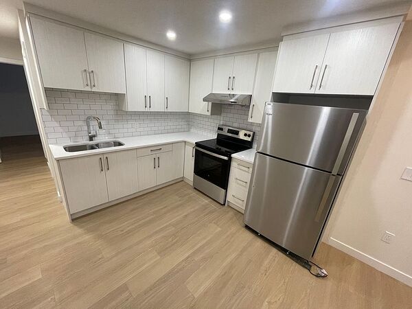 Calgary 3 bedrooms Basement for rent. Property photo: 745500-3