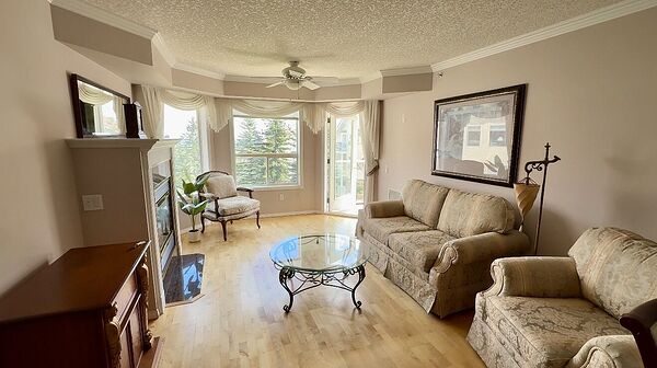 Calgary 2 bedrooms Condo Unit for rent. Property photo: 745504-2