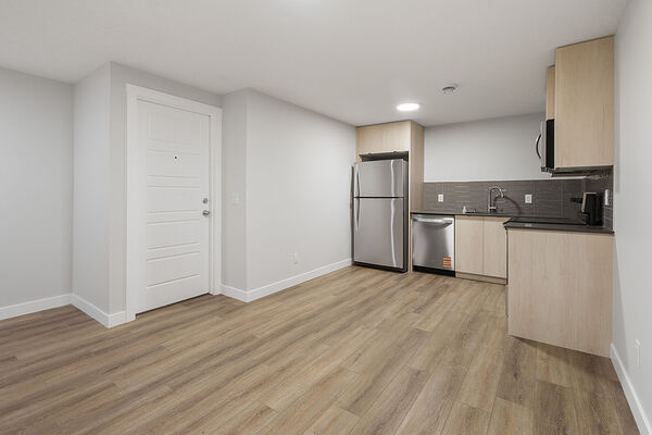 Calgary 2 bedrooms Basement for rent. Property photo: 745512-2