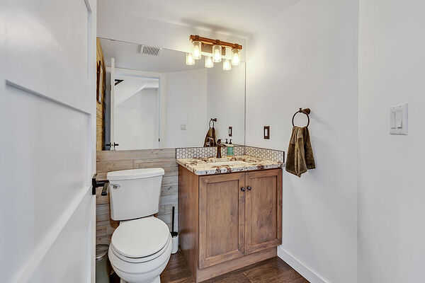 Calgary 3 bedrooms House for rent. Property photo: 745587-3