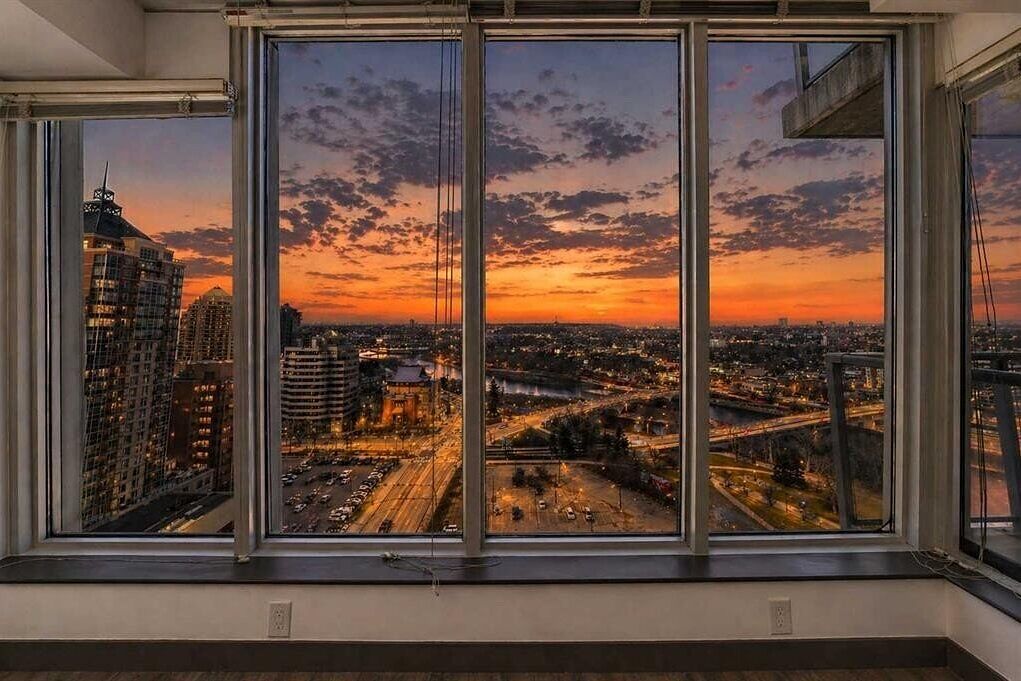 Calgary 1 bedroom Condo Unit for rent. Property photo: 745608-1