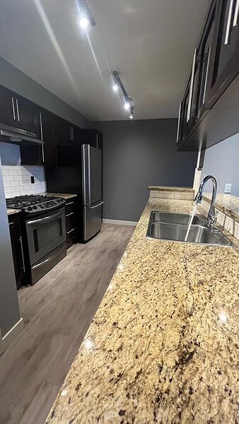 Calgary 2 bedrooms Condo Unit for rent. Property photo: 745661-3