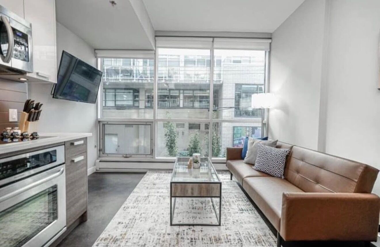 Calgary 1 bedroom Condo Unit for rent. Property photo: 745696-1