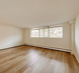 Less 5 minutes drive to Downtown! ONE BED WITH BALCONY AND PARKING