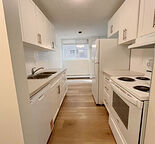 Less 5 minutes drive to Downtown! ONE BED WITH BALCONY AND PARKING