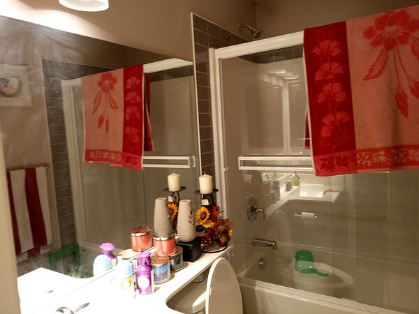 Calgary 3 bedrooms House for rent. Property photo: 745760-2