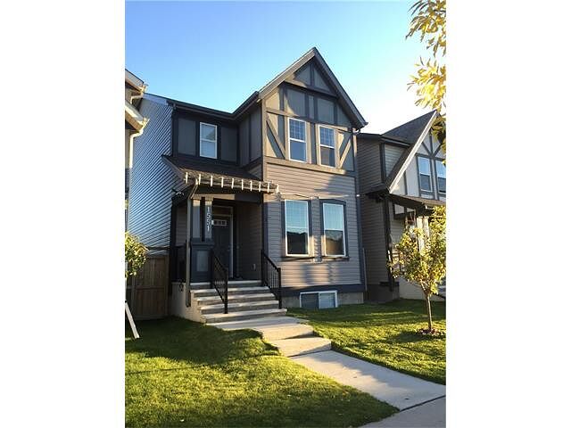 Calgary 4 bedrooms House for rent. Property photo: 745769-1