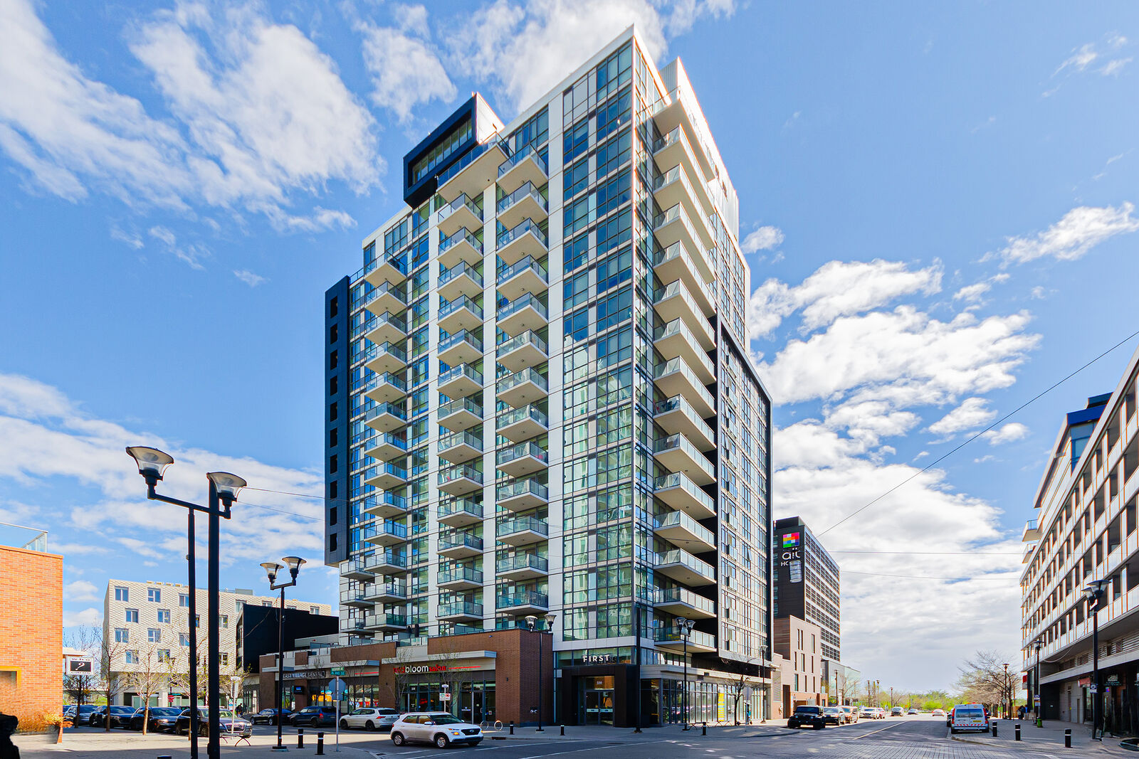 Calgary 1 bedroom Condo Unit for rent. Property photo: 745791-1