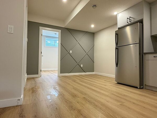 Calgary 2 bedrooms Basement for rent. Property photo: 745821-2