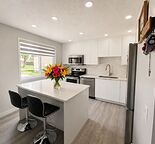 Newley renovated 4 bedroom townhouse