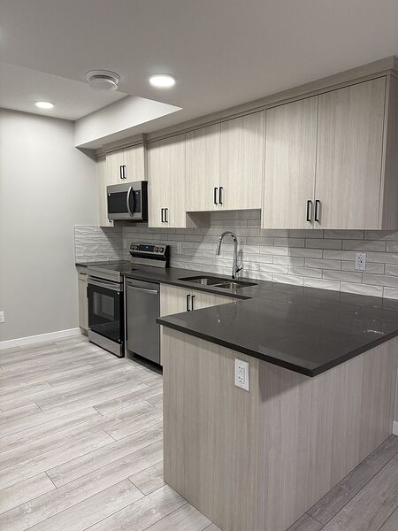 Calgary 2 bedrooms Basement for rent. Property photo: 745942-2