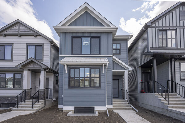 Calgary 3 bedrooms House for rent. Property photo: 745945-3