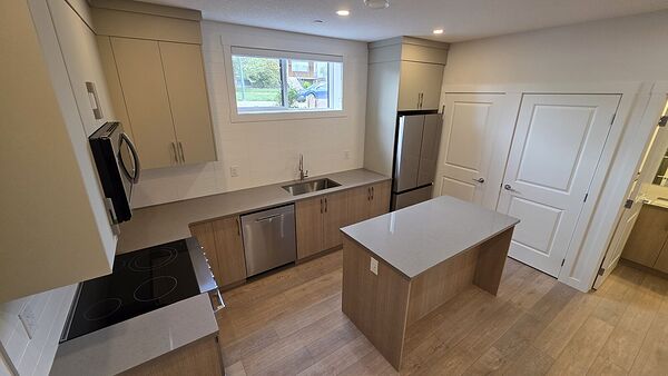 Calgary 2 bedrooms Basement for rent. Property photo: 746021-3
