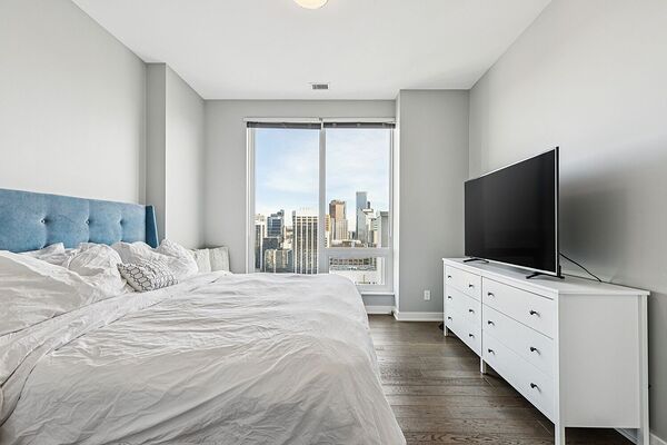 Calgary 2 bedrooms Condo Unit for rent. Property photo: 746068-3