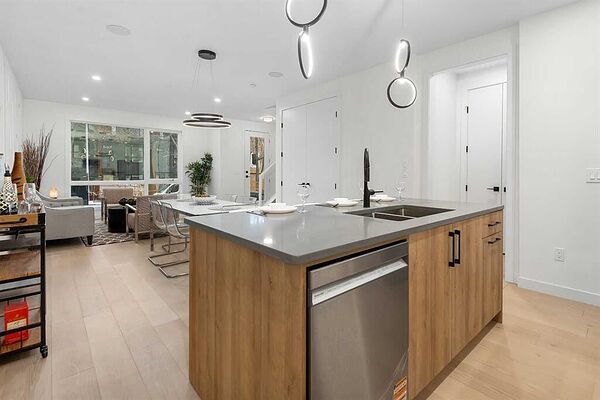 Calgary 1 bedroom Basement for rent. Property photo: 746200-2