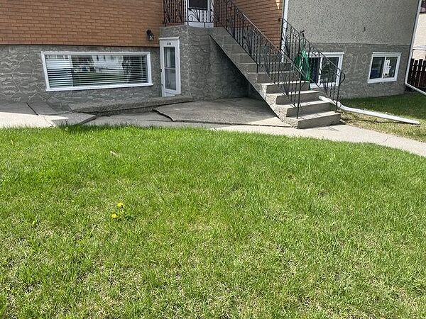 Calgary 2 bedrooms Basement for rent. Property photo: 746226-2