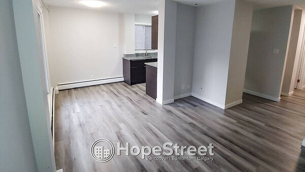 Calgary 1 bedroom Condo Unit for rent. Property photo: 746324-3