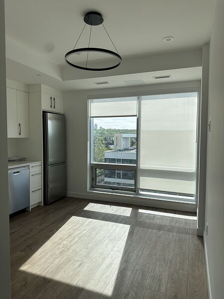 Calgary 1 bedroom Condo Unit for rent. Property photo: 746512-2