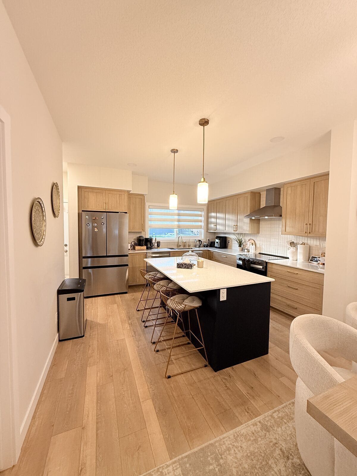 Calgary 3 bedrooms Duplex for rent. Property photo: 746531-1