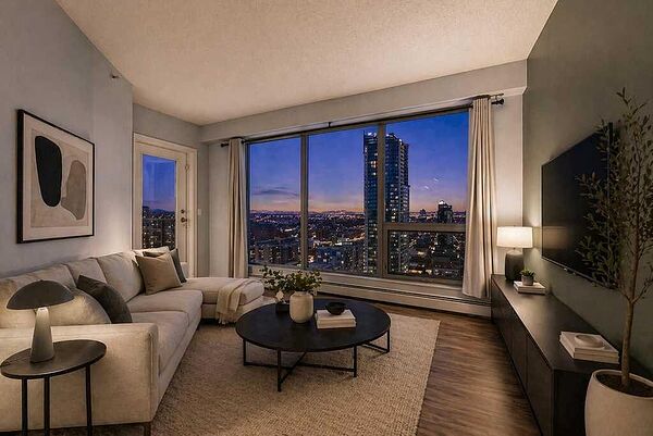 Calgary 2 bedrooms Condo Unit for rent. Property photo: 746663-3