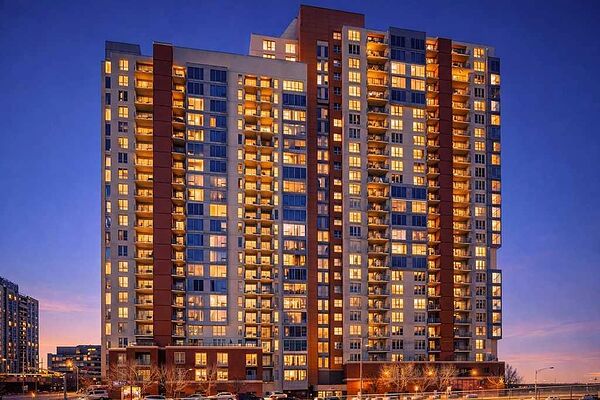Calgary 2 bedrooms Condo Unit for rent. Property photo: 746663-2