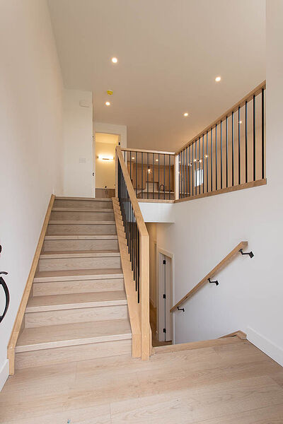 Calgary 3 bedrooms Fourplex for rent. Property photo: 746671-2