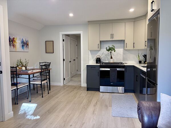 Calgary 1 bedroom Townhouse for rent. Property photo: 746760-3