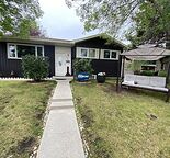 Basement Suite for Rent – 1 Bedroom + Den (Utilities Included)