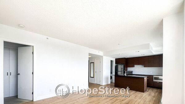 Calgary 2 bedrooms Condo Unit for rent. Property photo: 746772-2