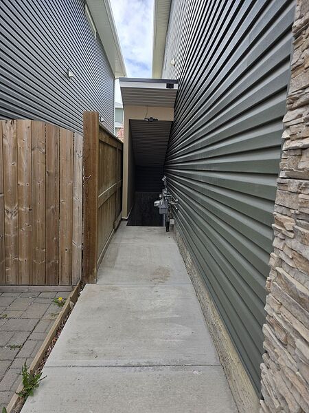 Calgary 1 bedroom Basement for rent. Property photo: 746801-2