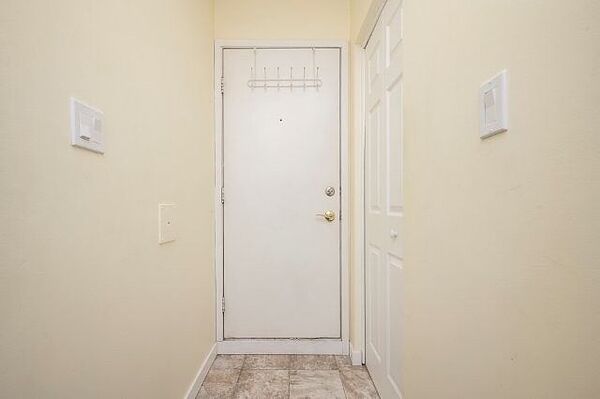 Calgary 3 bedrooms Townhouse for rent. Property photo: 746829-3