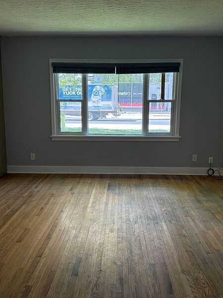 Calgary 3 bedrooms House for rent. Property photo: 746840-2