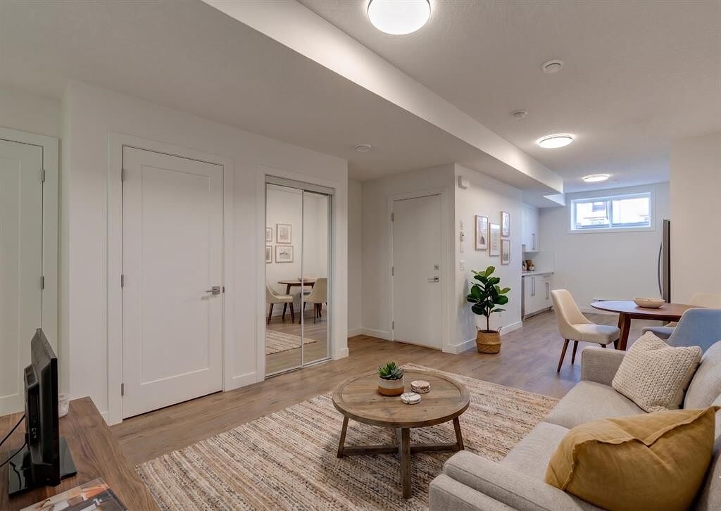 Calgary 1 bedroom Basement for rent. Property photo: 746844-1