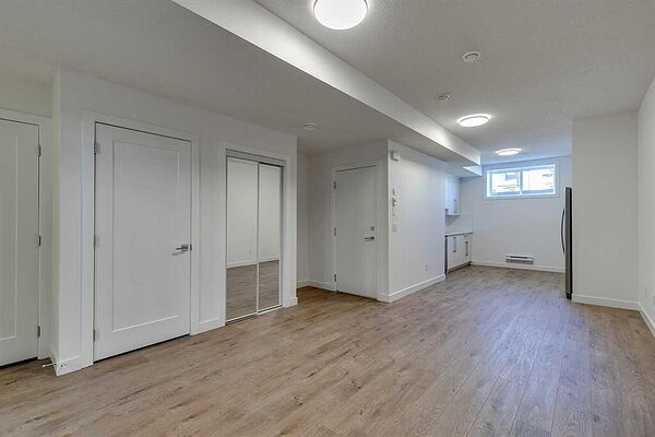 Calgary 1 bedroom Basement for rent. Property photo: 746844-2
