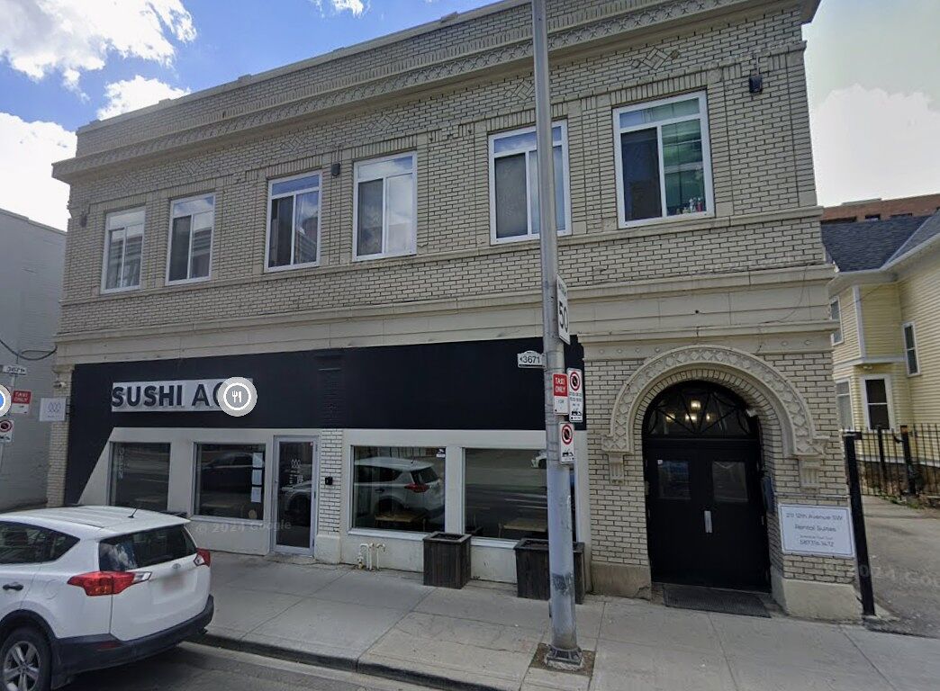 Calgary studio Apartment for rent. Property photo: 746872-1