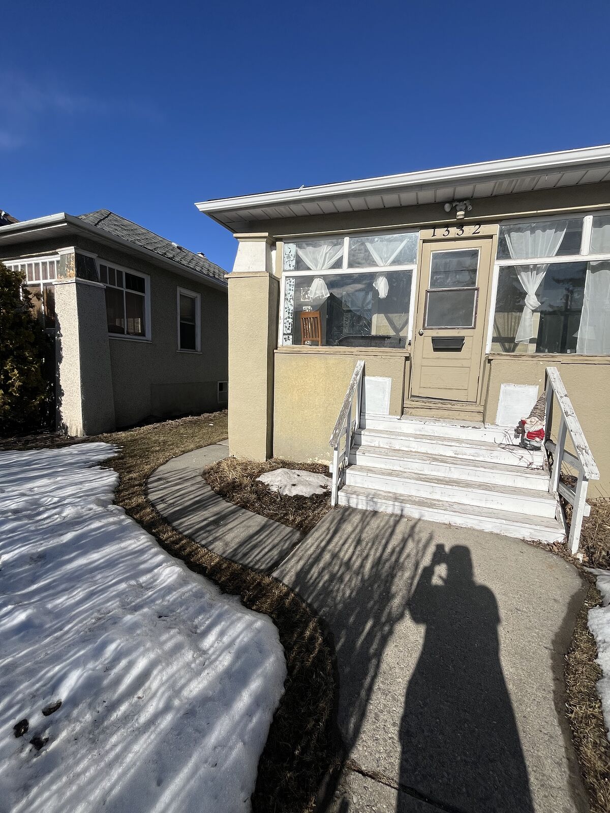 Calgary 3 bedrooms Room For Rent for rent. Property photo: 746912-1