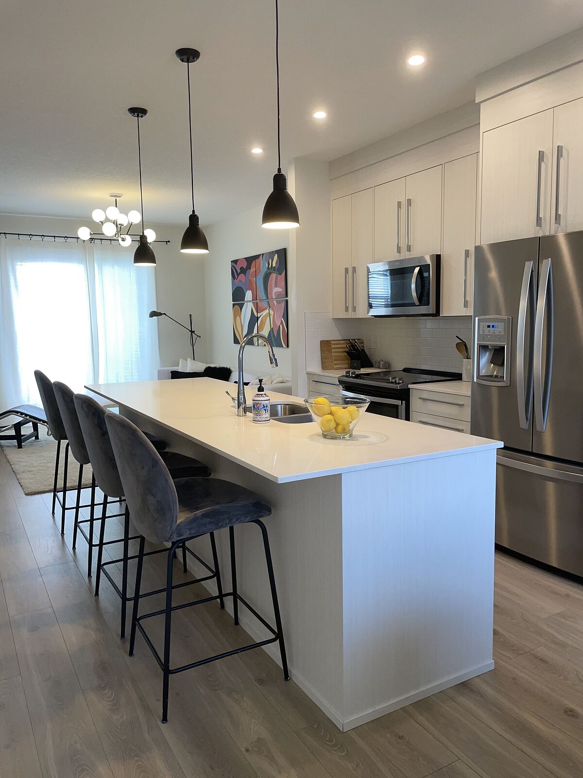 Calgary 3 bedrooms Townhouse for rent. Property photo: 746959-1