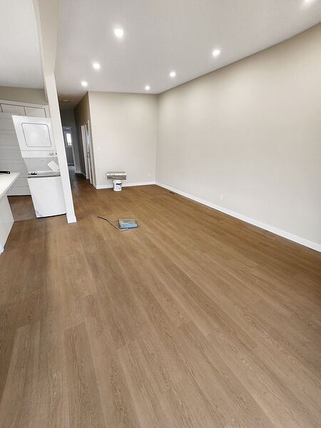 Calgary 3 bedrooms Duplex for rent. Property photo: 747000-3