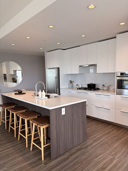 Calgary 2 bedrooms Condo Unit for rent. Property photo: 747086-2