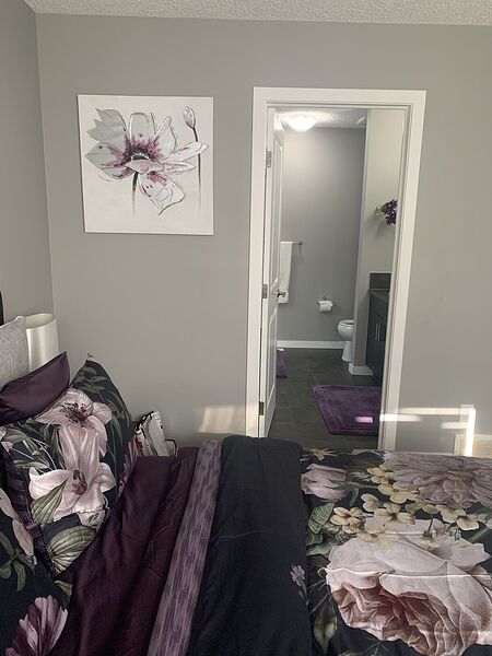 Calgary 1 bedroom Room For Rent for rent. Property photo: 747148-2